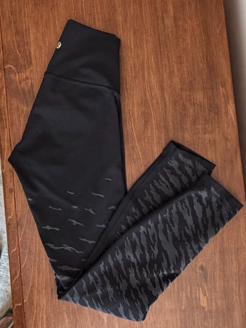 Lululemon Lunar New Year Wunder Under HR Tight 25 Black Tiger Size 2 - GOLD Lulu